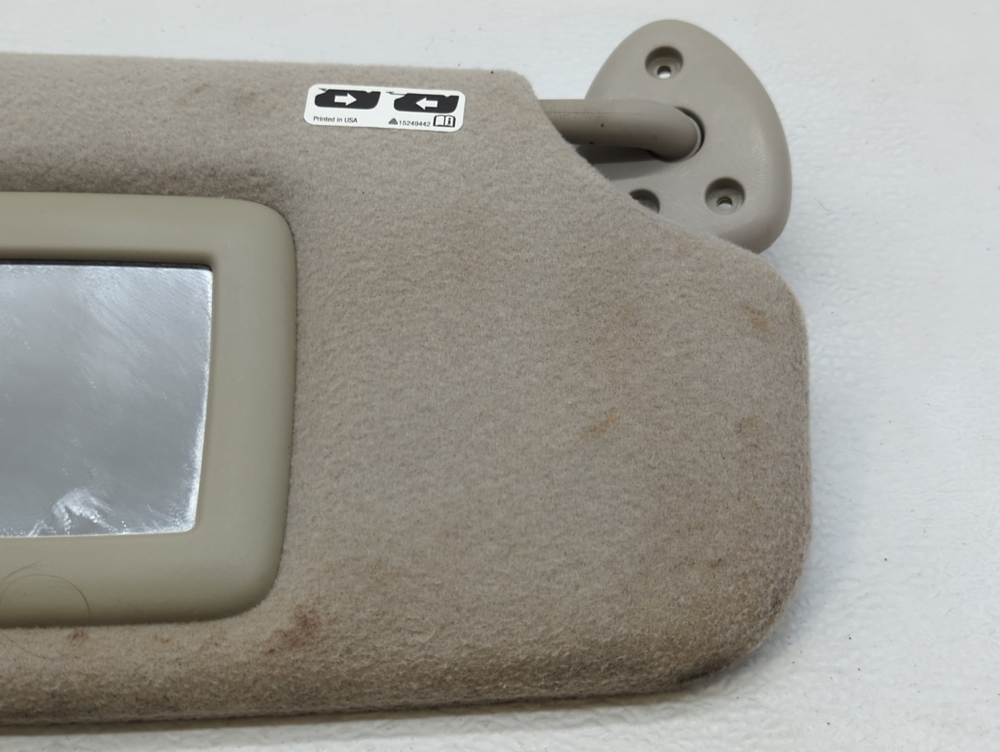 2005-2007 Chevrolet Trailblazer Sun Visor Shade Replacement Passenger Right Mirror Fits Fits 2005 2006 2007 OEM Used Auto Pa