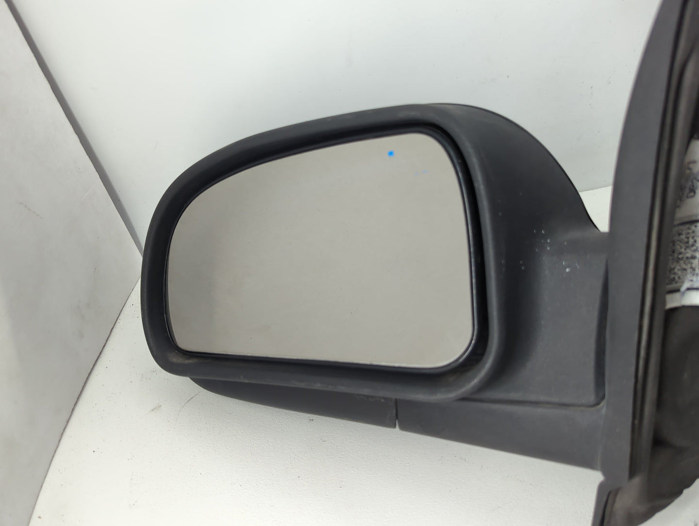 2006-2009 Chevrolet Trailblazer Driver Side View Mirror - Left Door Mirror OEM Used - Oemusedautoparts1.com