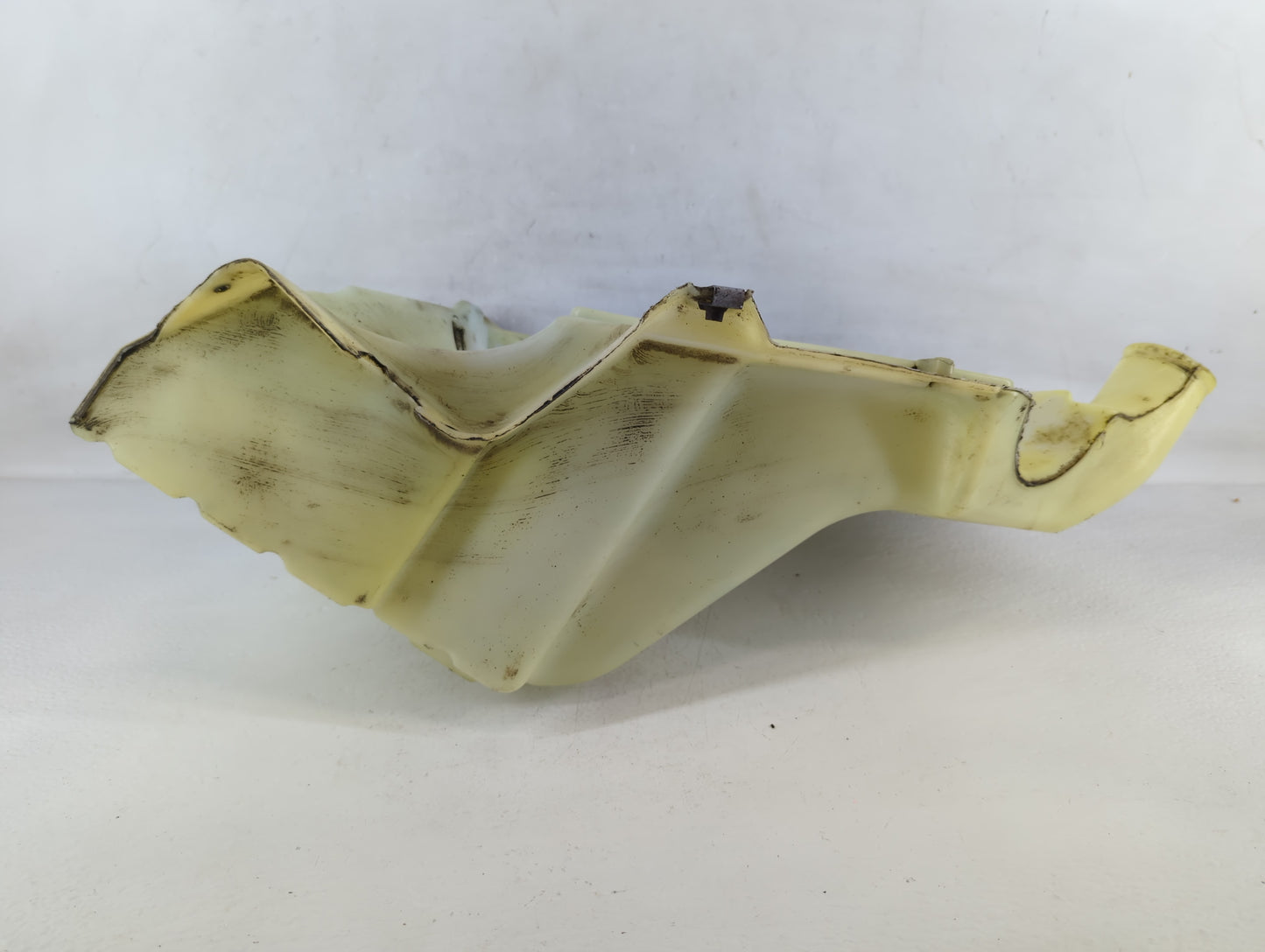2002 Chevrolet Trailblazer Windshield Washer Fluid Reservoir Bottle Oem - Oemusedautoparts1.com