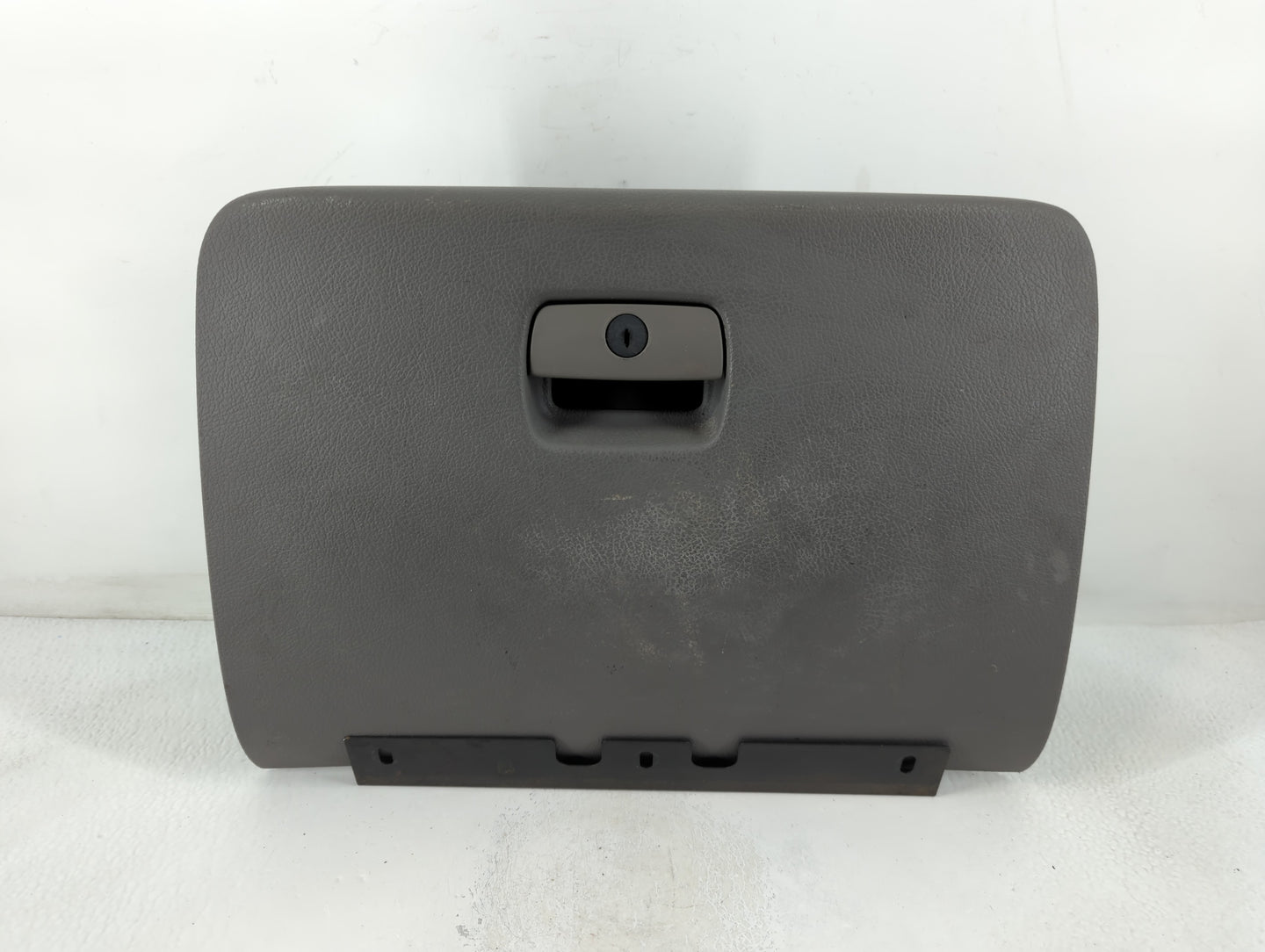 2006 Chevrolet Trailblazer Passenger Glove Box Door Storage Compartment 777234 - Oemusedautoparts1.com