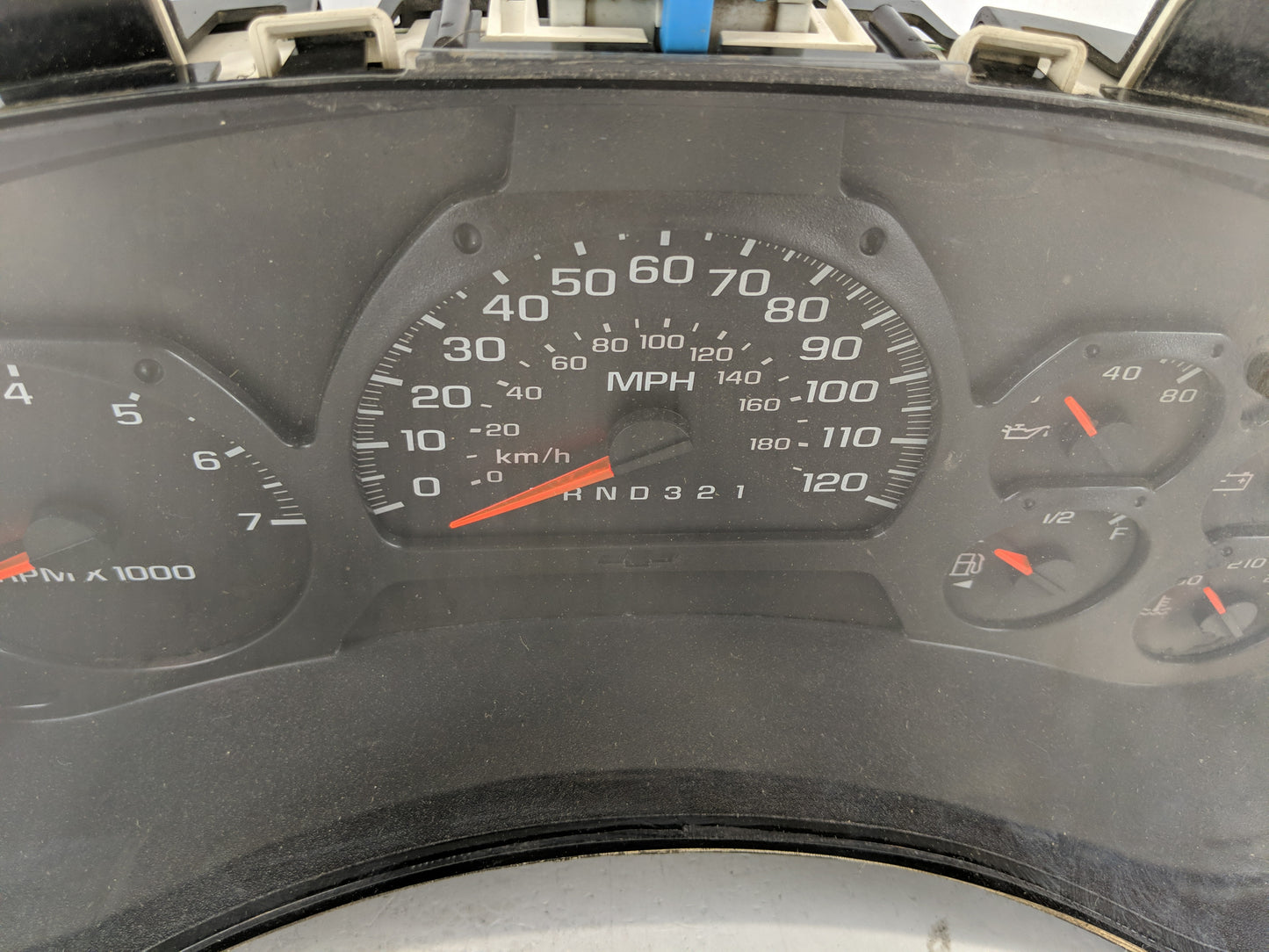 2006 Chevrolet Trailblazer Ext Instrument Cluster Speedometer Gauges P/N:15140620 Fits OEM Used Auto Parts - Oemusedautopart