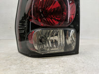 2002-2006 Chevrolet Trailblazer Ext Tail Light Assembly Driver Left OEM P/N:15131578 Fits OEM Used Auto Parts - Oemusedautop