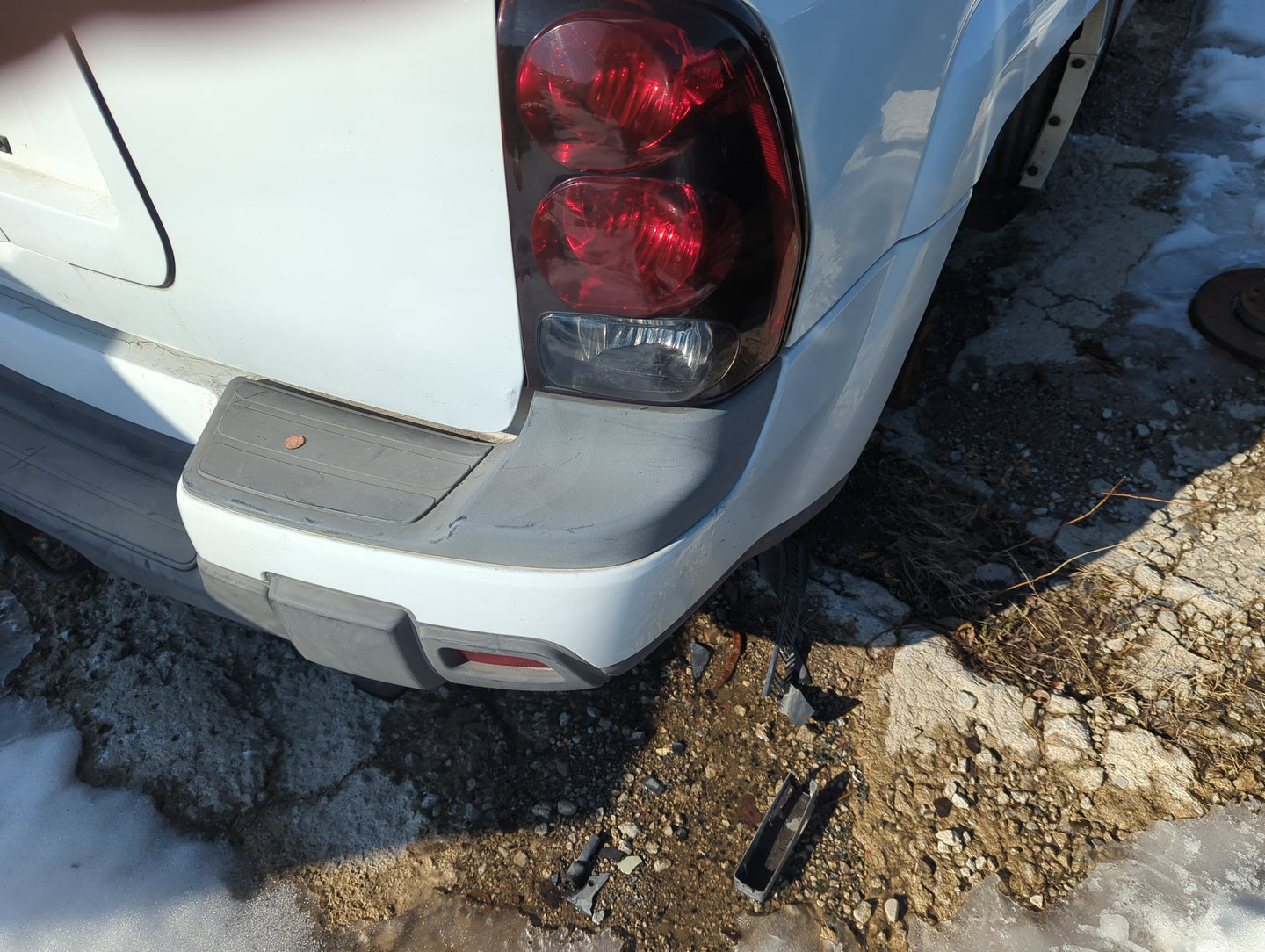 2006-2006 Chevrolet Trailblazer Ext Rear Bumper Assembly Oem - Oemusedautoparts1.com