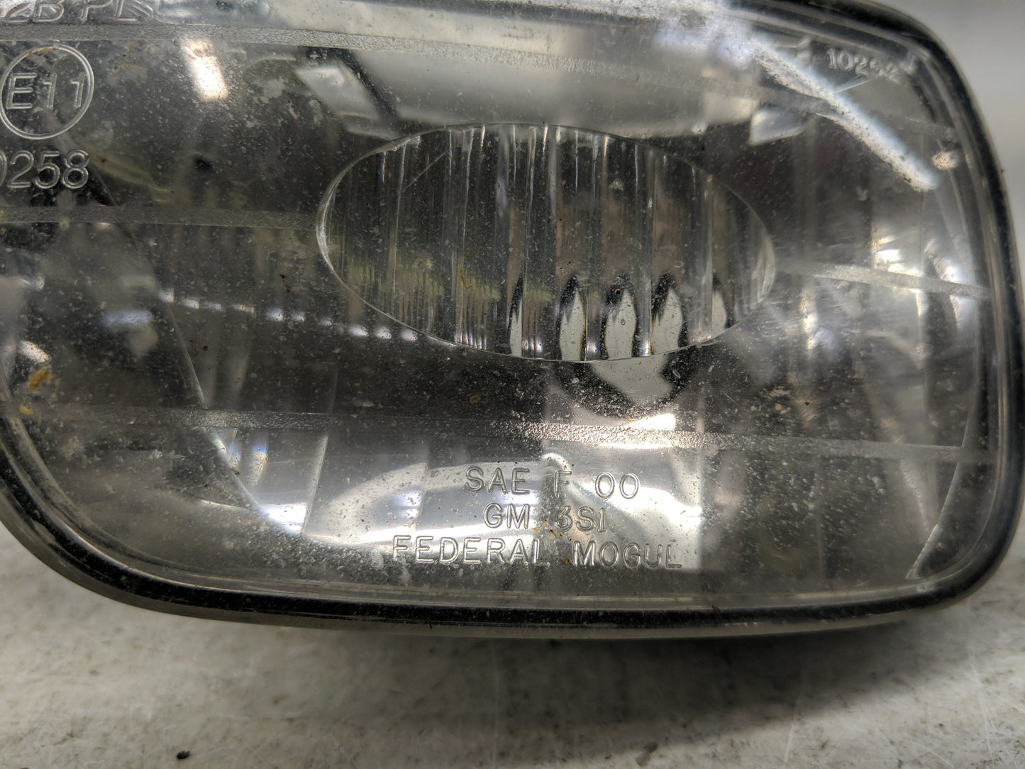 2002-2006 Chevrolet Trailblazer Ext Driver Left Oem Front Light Lamp - Oemusedautoparts1.com
