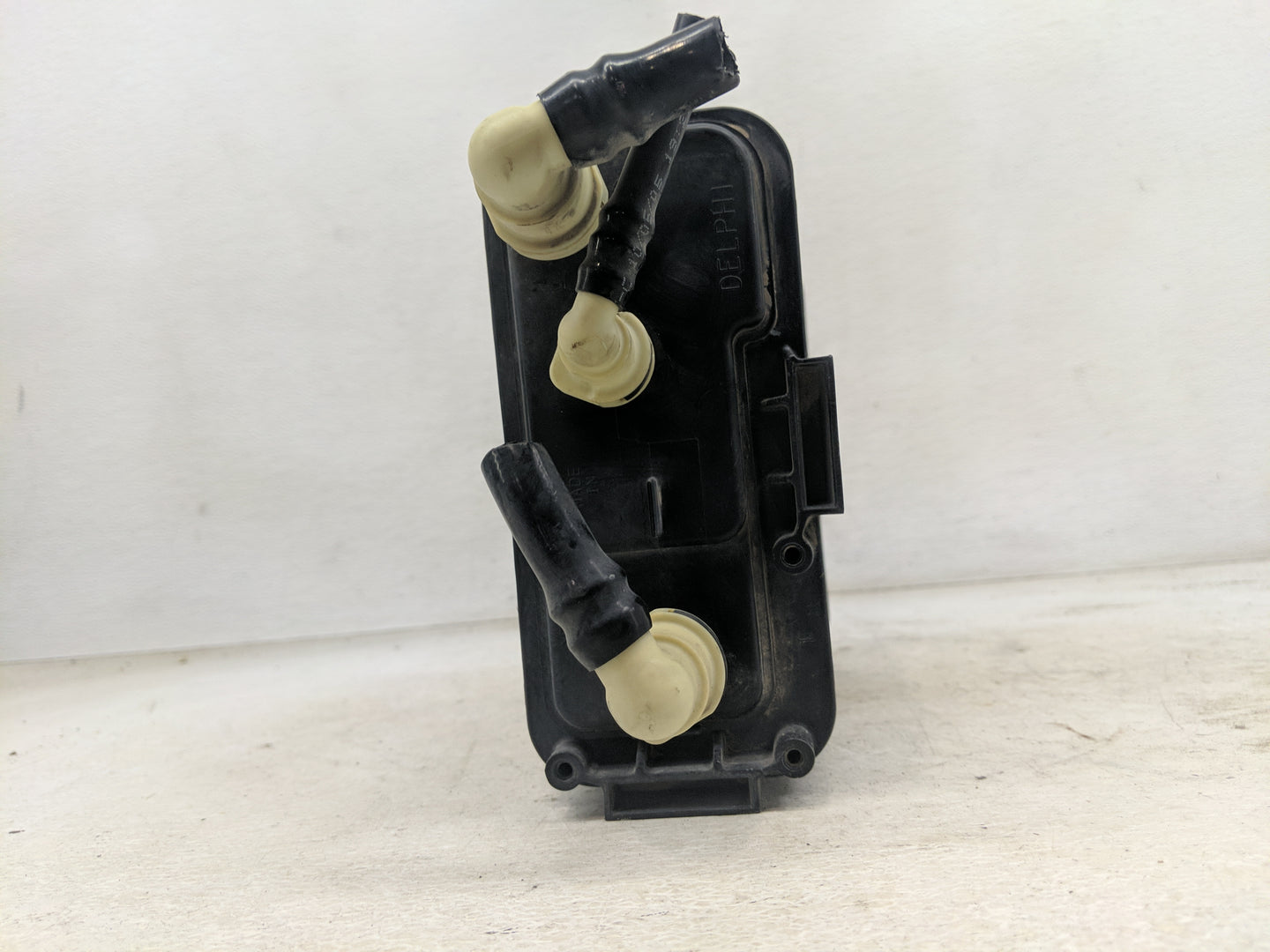 2006 Chevrolet Trailblazer Ext Fuel Vapor Charcoal Canister 1462034 - Oemusedautoparts1.com