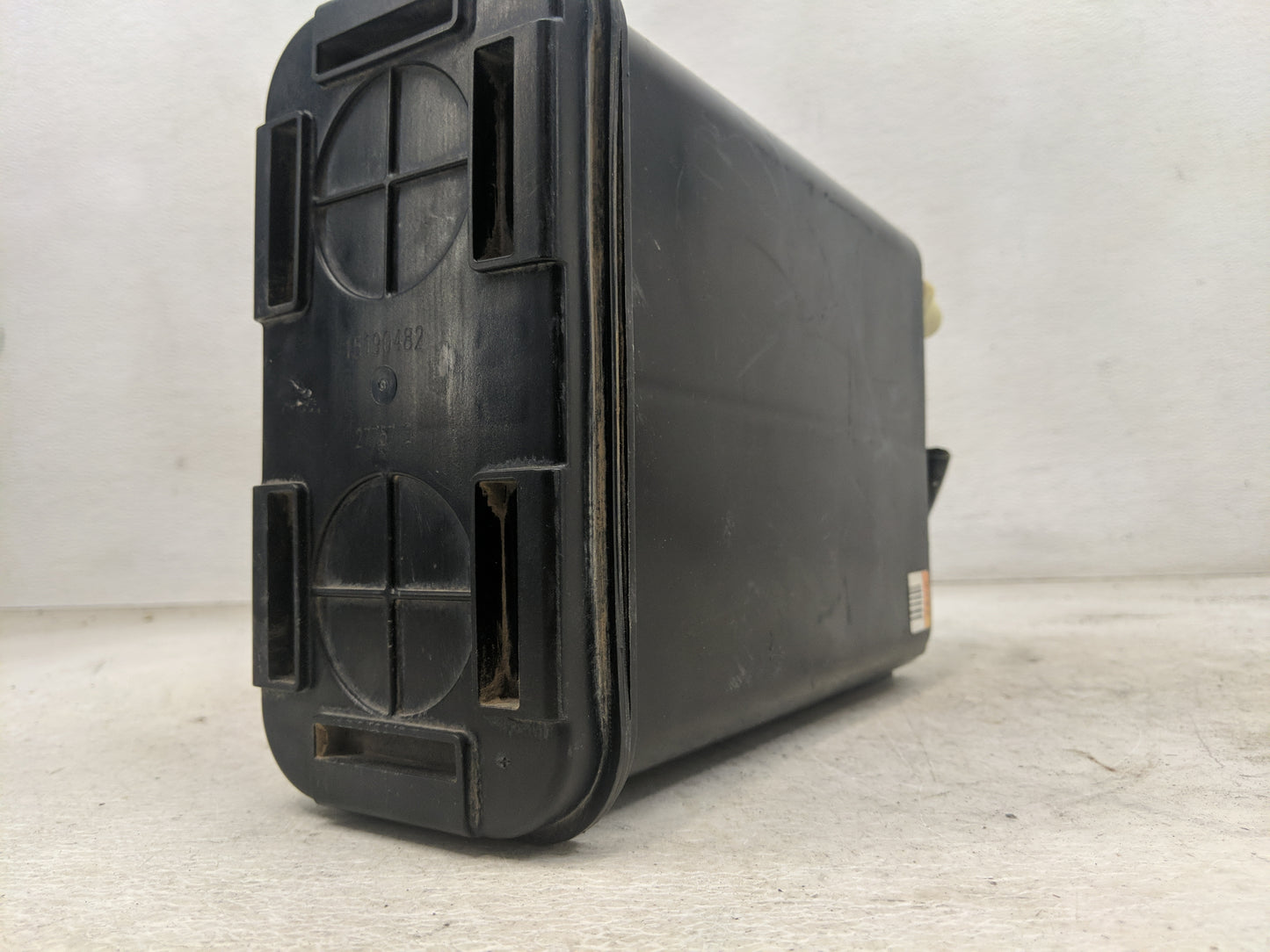2006 Chevrolet Trailblazer Ext Fuel Vapor Charcoal Canister 1462034 - Oemusedautoparts1.com