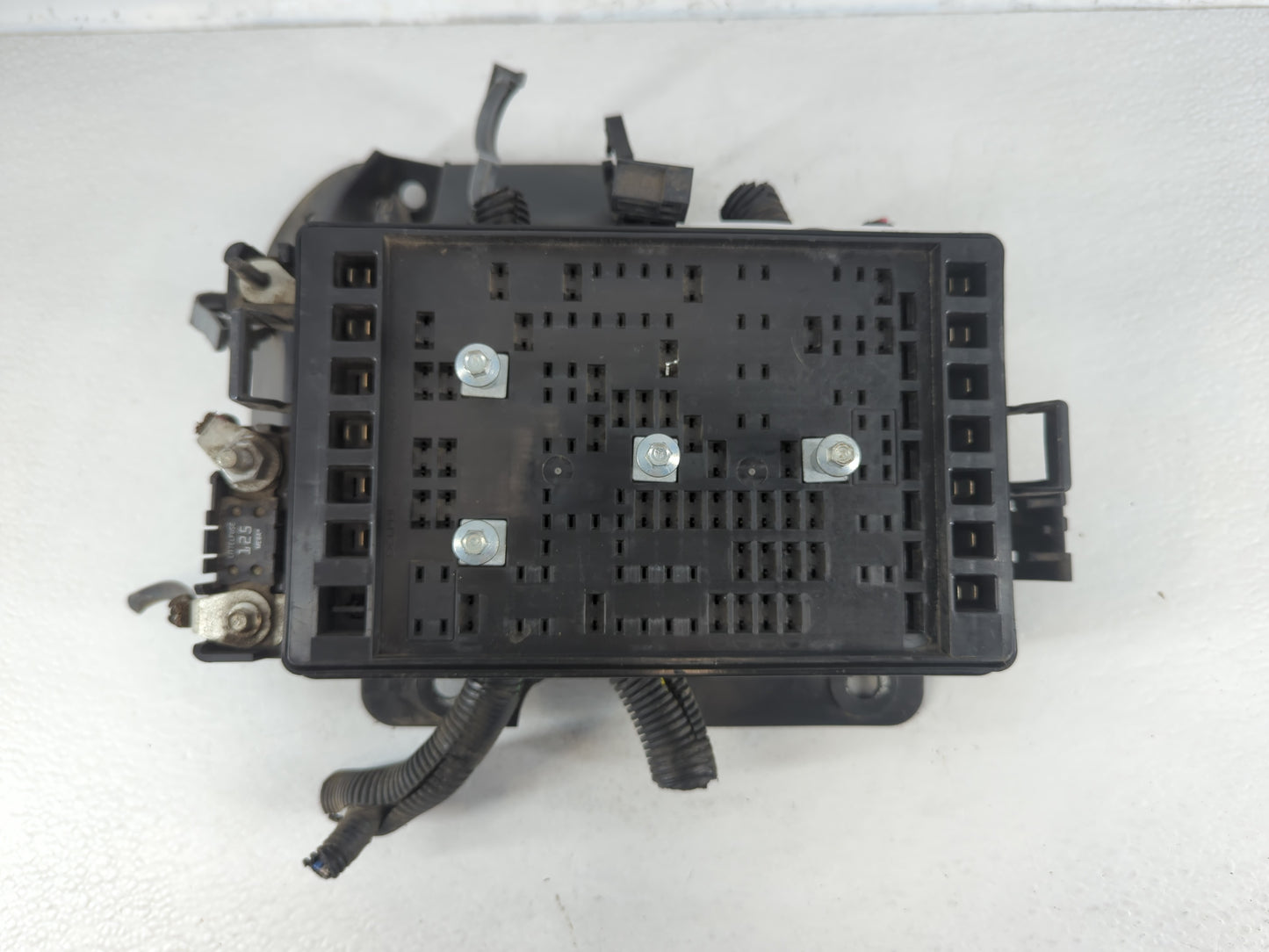 2006 Chevrolet Trailblazer Ext Fusebox Fuse Box Panel Relay Module P/N:15141558-4 2365-1726 Fits OEM Used Auto Parts - Oemus