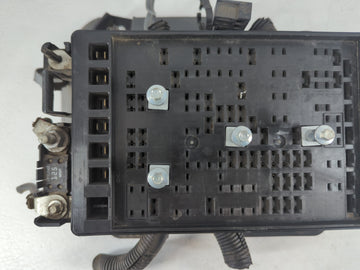 2006 Chevrolet Trailblazer Ext Fusebox Fuse Box Panel Relay Module P/N:15141558-4 2365-1726 Fits OEM Used Auto Parts