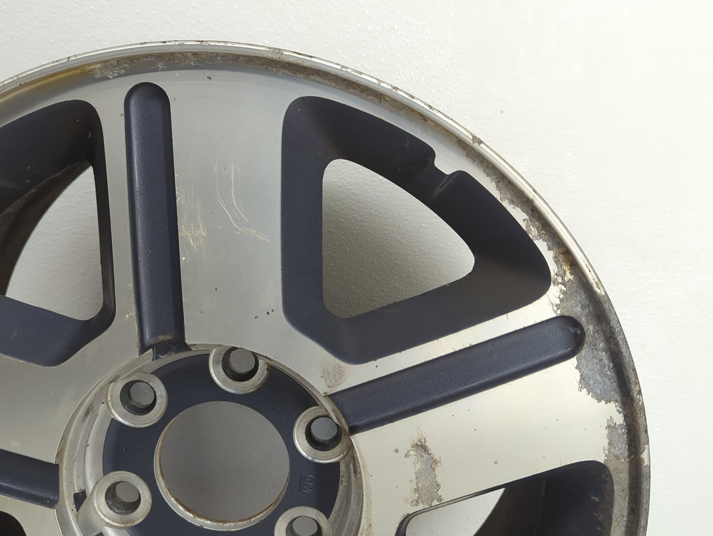 2004-2006 Chevrolet Trailblazer Ext Wheel Rim Oem - Oemusedautoparts1.com