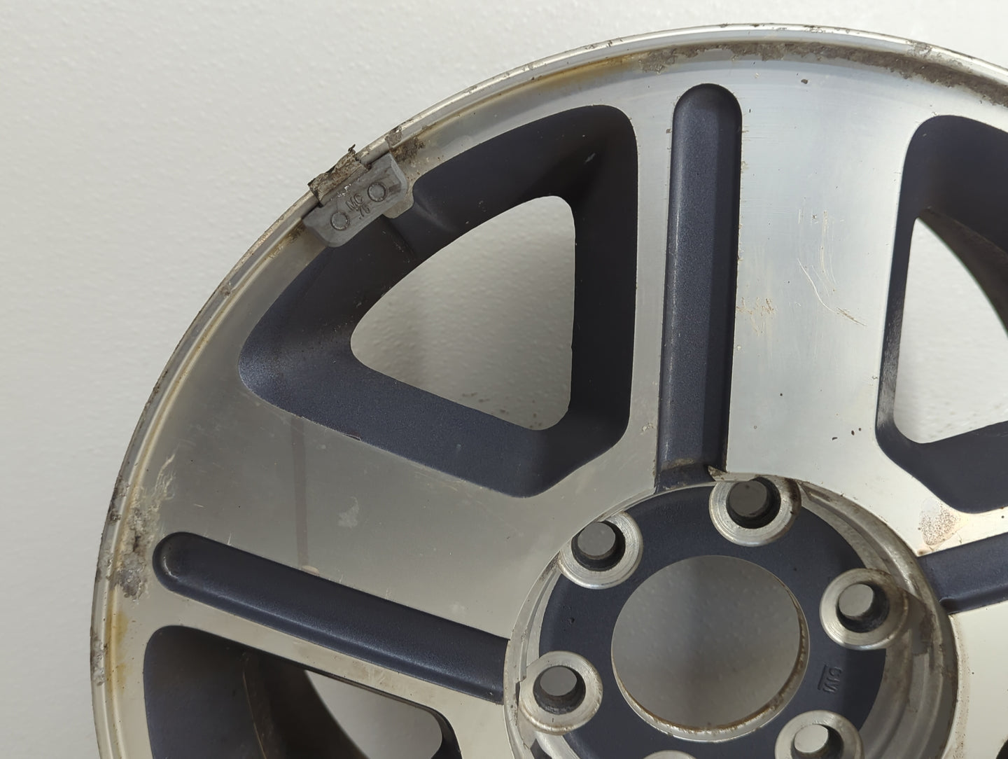 2004-2006 Chevrolet Trailblazer Ext Oem Wheel Rim 883702 - Oemusedautoparts1.com