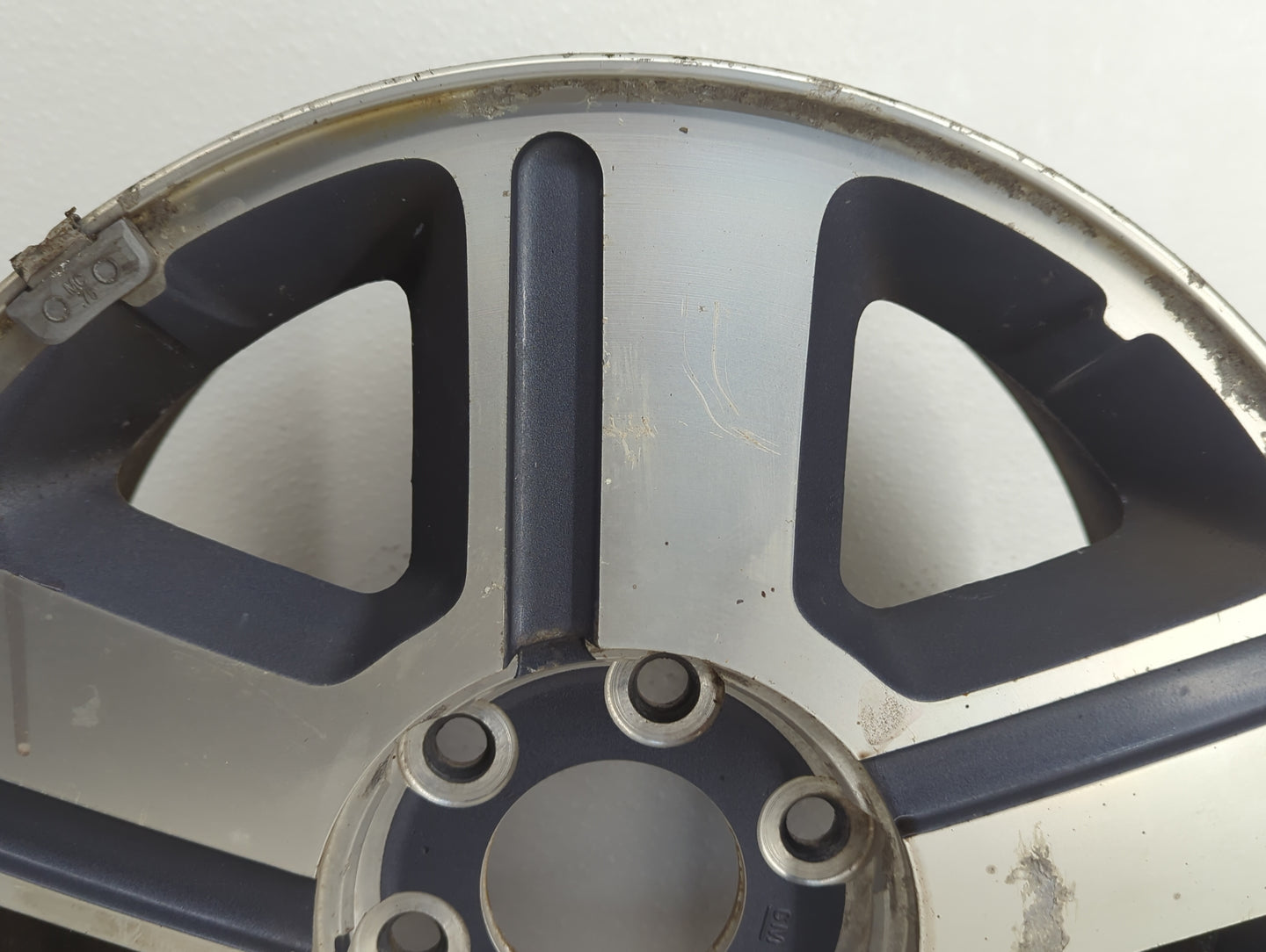 2004-2006 Chevrolet Trailblazer Ext Wheel Rim Oem - Oemusedautoparts1.com