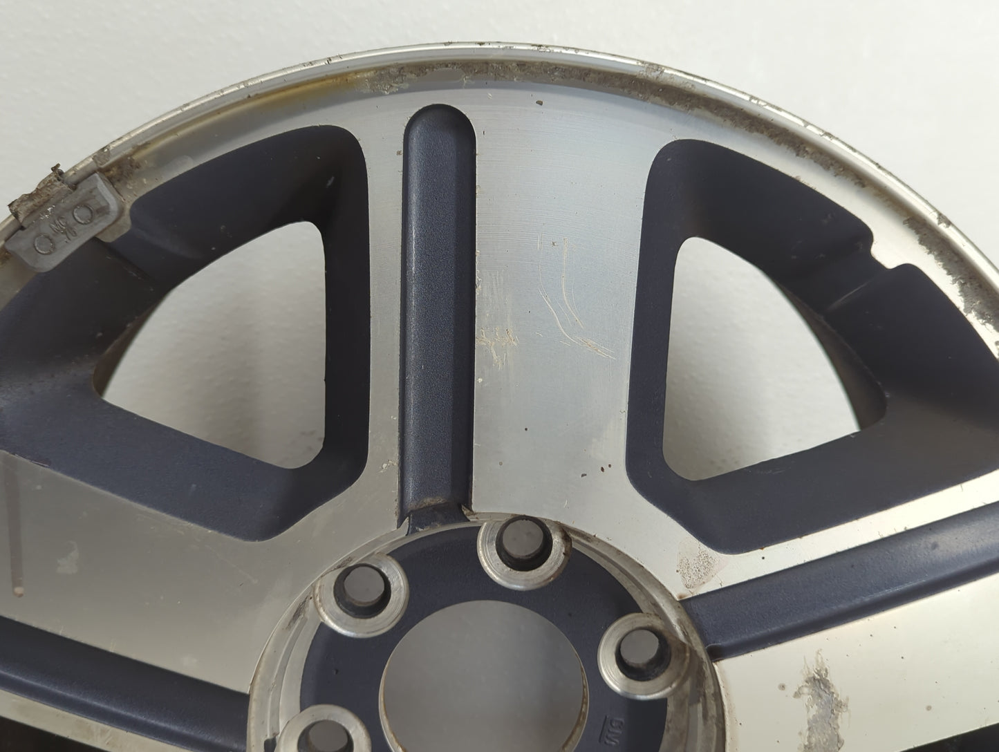 2004-2006 Chevrolet Trailblazer Ext Wheel Rim Oem - Oemusedautoparts1.com