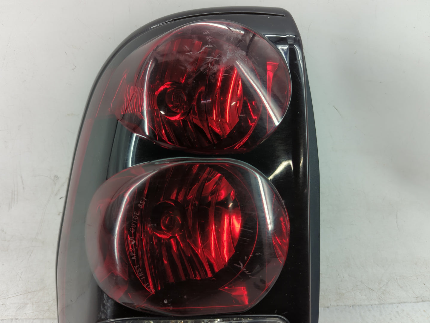 2002-2006 Chevrolet Trailblazer Ext Tail Light Assembly Driver Left OEM Fits Fits 2002 2003 2004 2005 2006 2007 2008 2009 OE