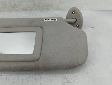 2005-2006 Chevrolet Trailblazer Ext Sun Visor Shade Replacement Passenger Right Mirror Fits Fits 2005 2006 2007 OEM Used Aut