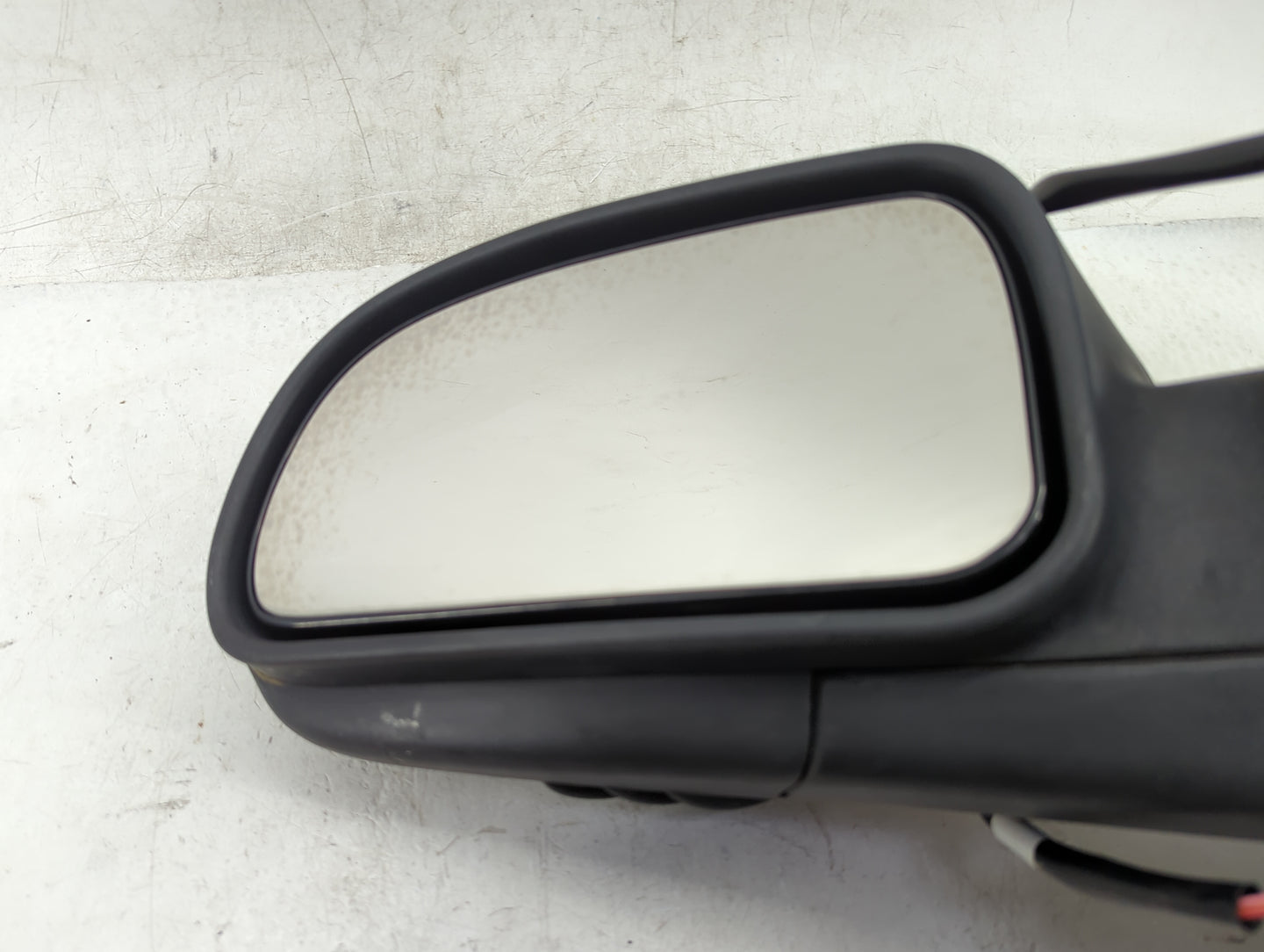 2006 Chevrolet Trailblazer Ext Driver Side View Mirror - Left Door Mirror OEM Used - Oemusedautoparts1.com
