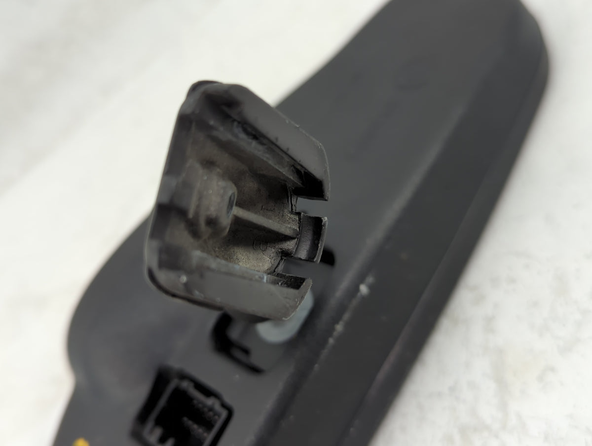 2006 Chevrolet Trailblazer Ext Interior Rear View Mirror Replacement OEM Fits OEM Used Auto Parts - Oemusedautoparts1.com
