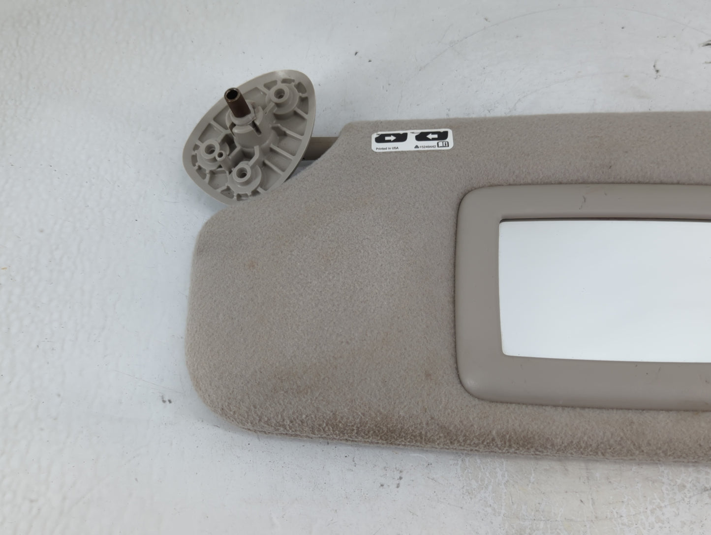 2006 Chevrolet Trail Blazer Sun Visor Shade Replacement Driver Left Mirror Fits Fits 2005 2007 OEM Used Auto Parts - Oemused