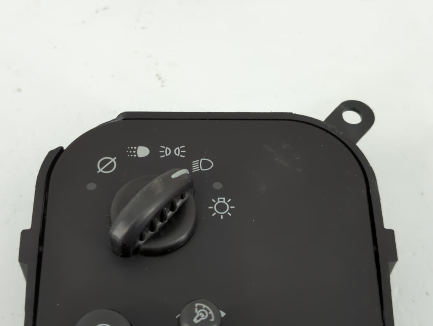 2006 Chevrolet Trail Blazer Headlight Head Light Switch Lamp Control - Oemusedautoparts1.com