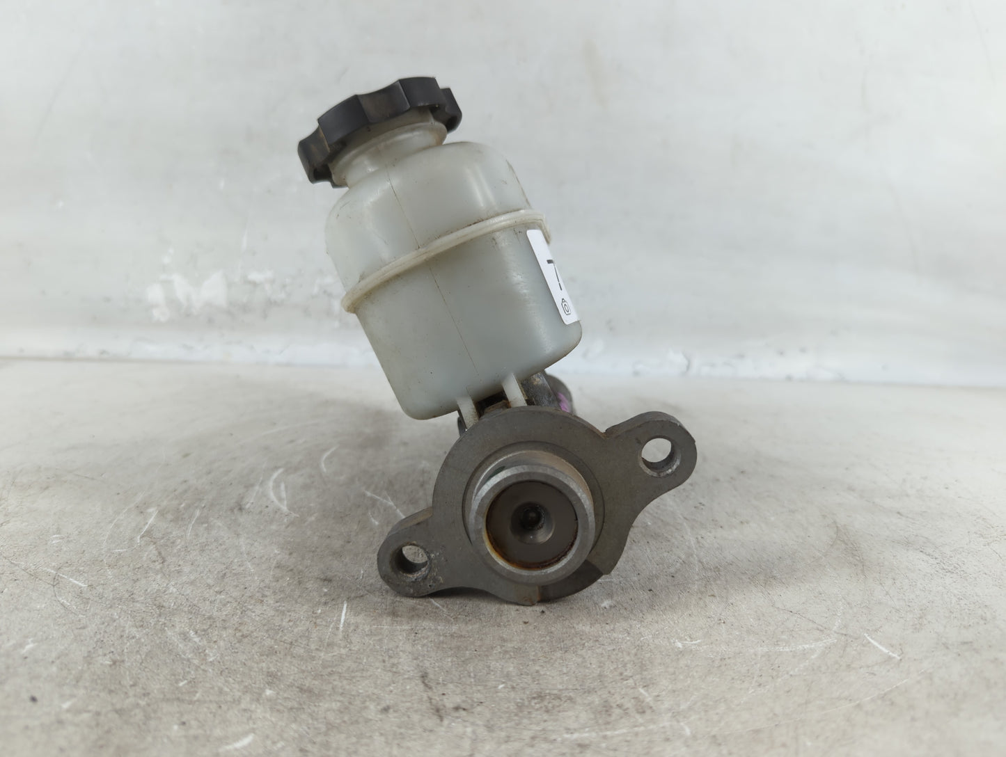 Chevrolet Trail Blazer Brake Master Cylinder - Oemusedautoparts1.com