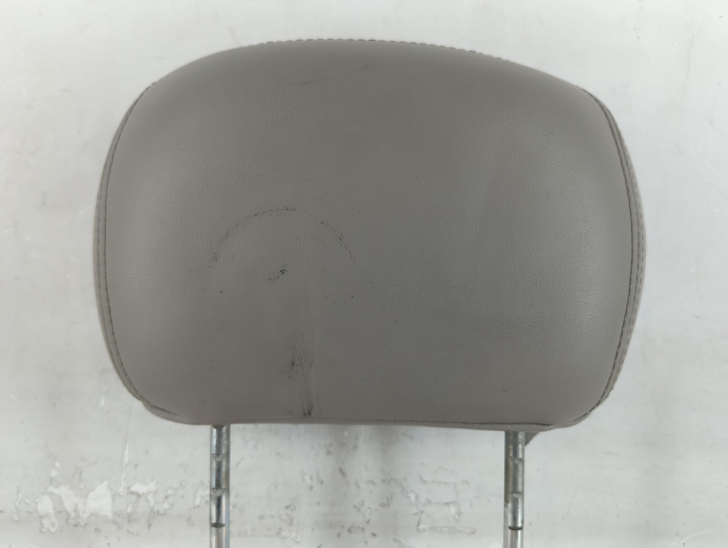 2006 Chevrolet Trail Blazer Headrest Head Rest Front Driver Passenger Seat Fits Fits 2007 2008 2009 OEM Used Auto Parts - Oe