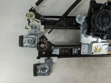 Chevrolet Trail Blazer Passenger Front Right Power Window Motor