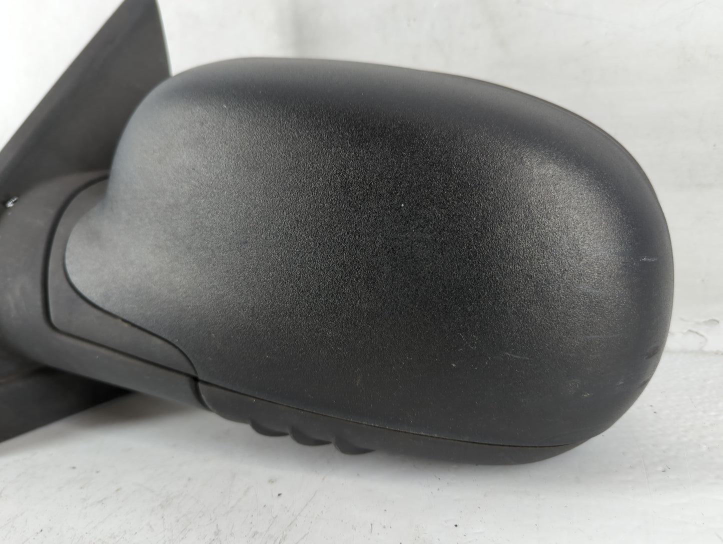 2006 Chevrolet Trail Blazer Driver Side View Mirror - Left Door Mirror OEM Used - Oemusedautoparts1.com
