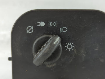 Chevrolet Trail Blazer Headlight Head Light Switch Lamp Control 10372953