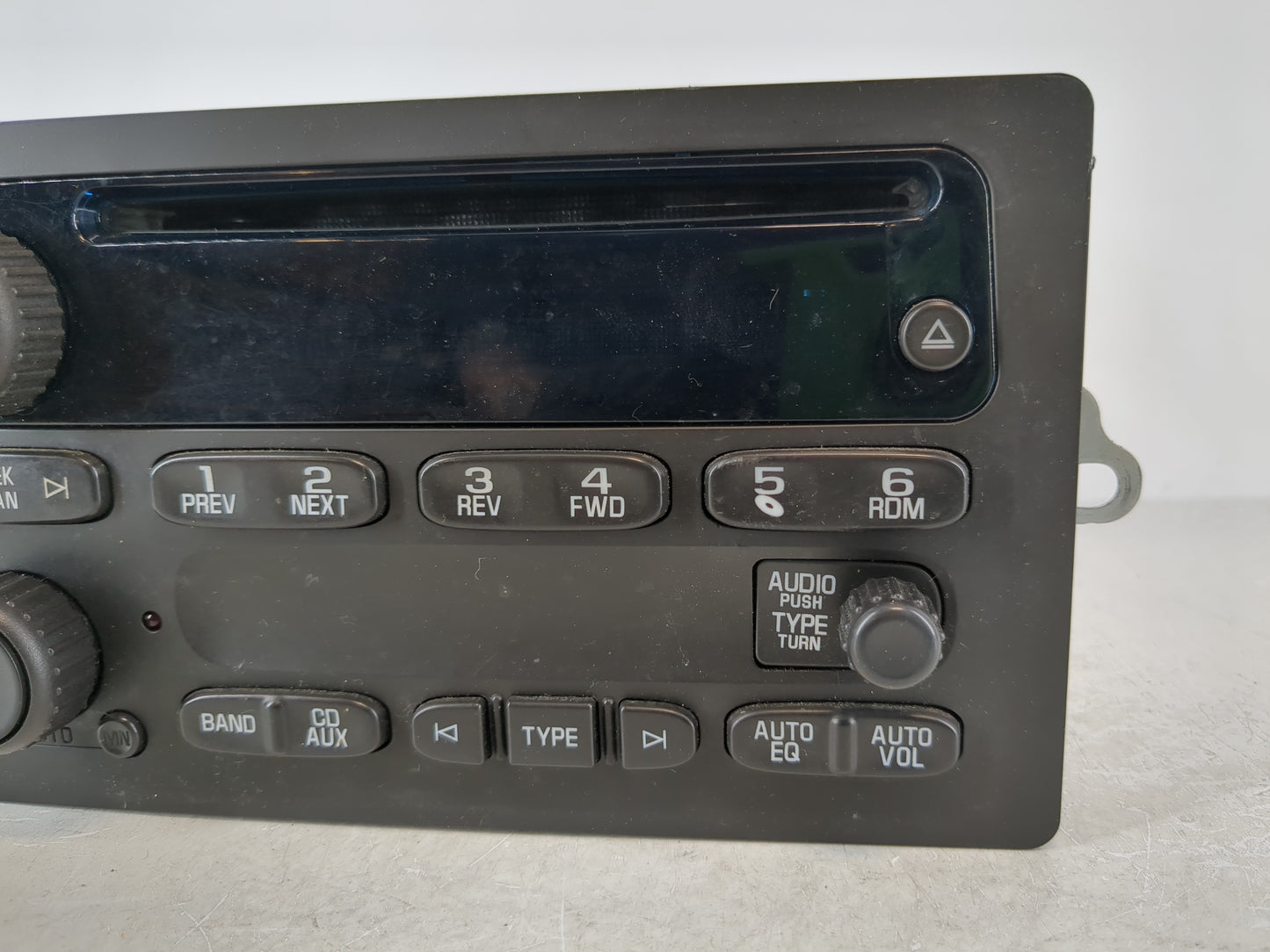 2006 Chevrolet Trail Blazer Radio AM FM Cd Player Receiver Replacement P/N:15850275 Fits Fits 2005 2007 2008 2009 OEM Used A
