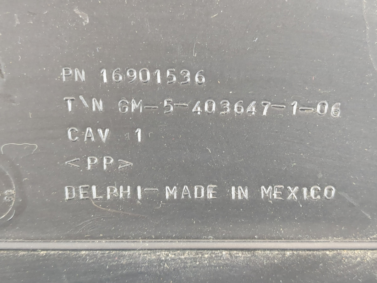 2006 Chevrolet Trail Blazer Passenger Glove Box Door Storage Compartment - Oemusedautoparts1.com