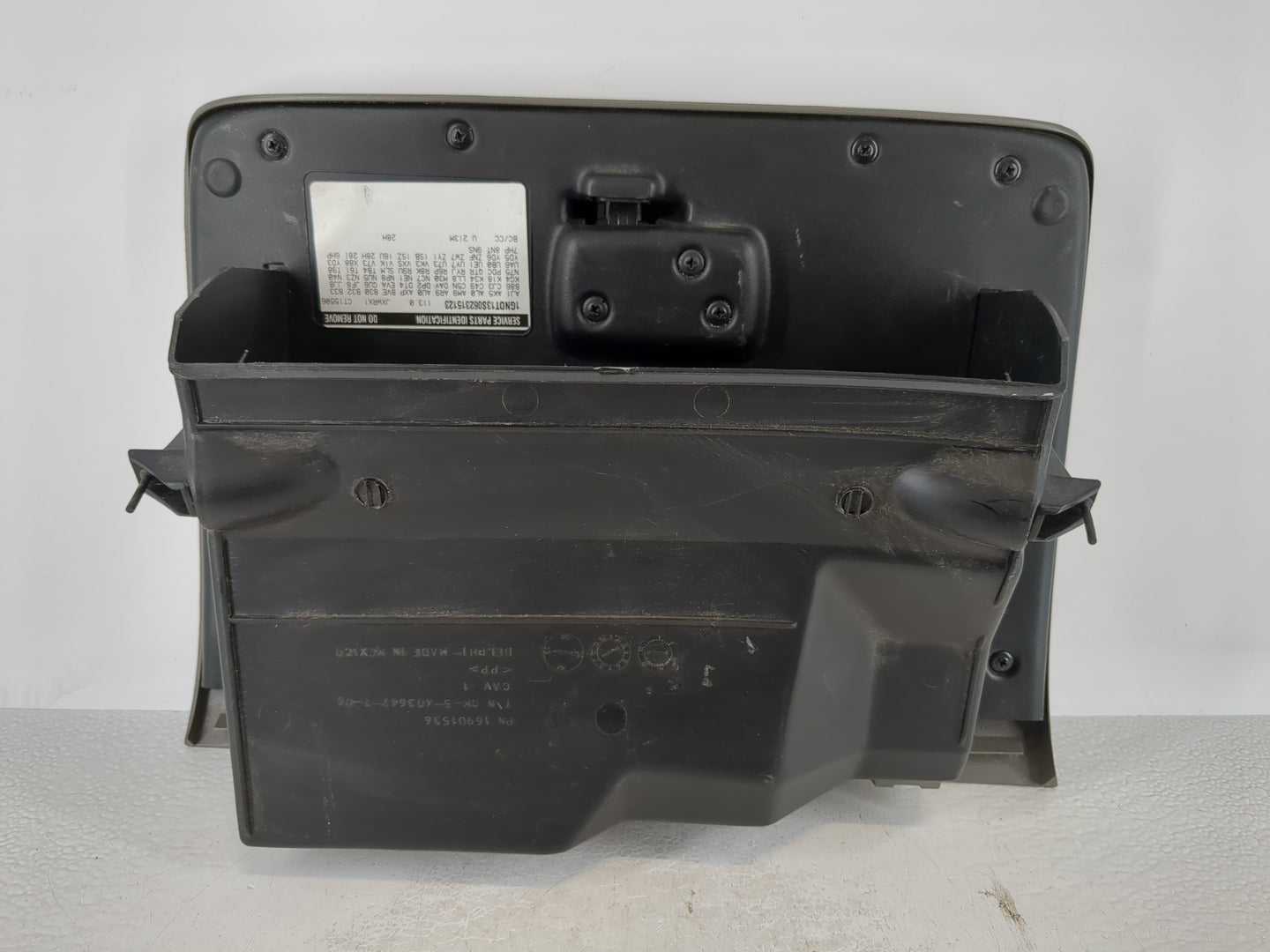 2006 Chevrolet Trail Blazer Passenger Glove Box Door Storage Compartment - Oemusedautoparts1.com
