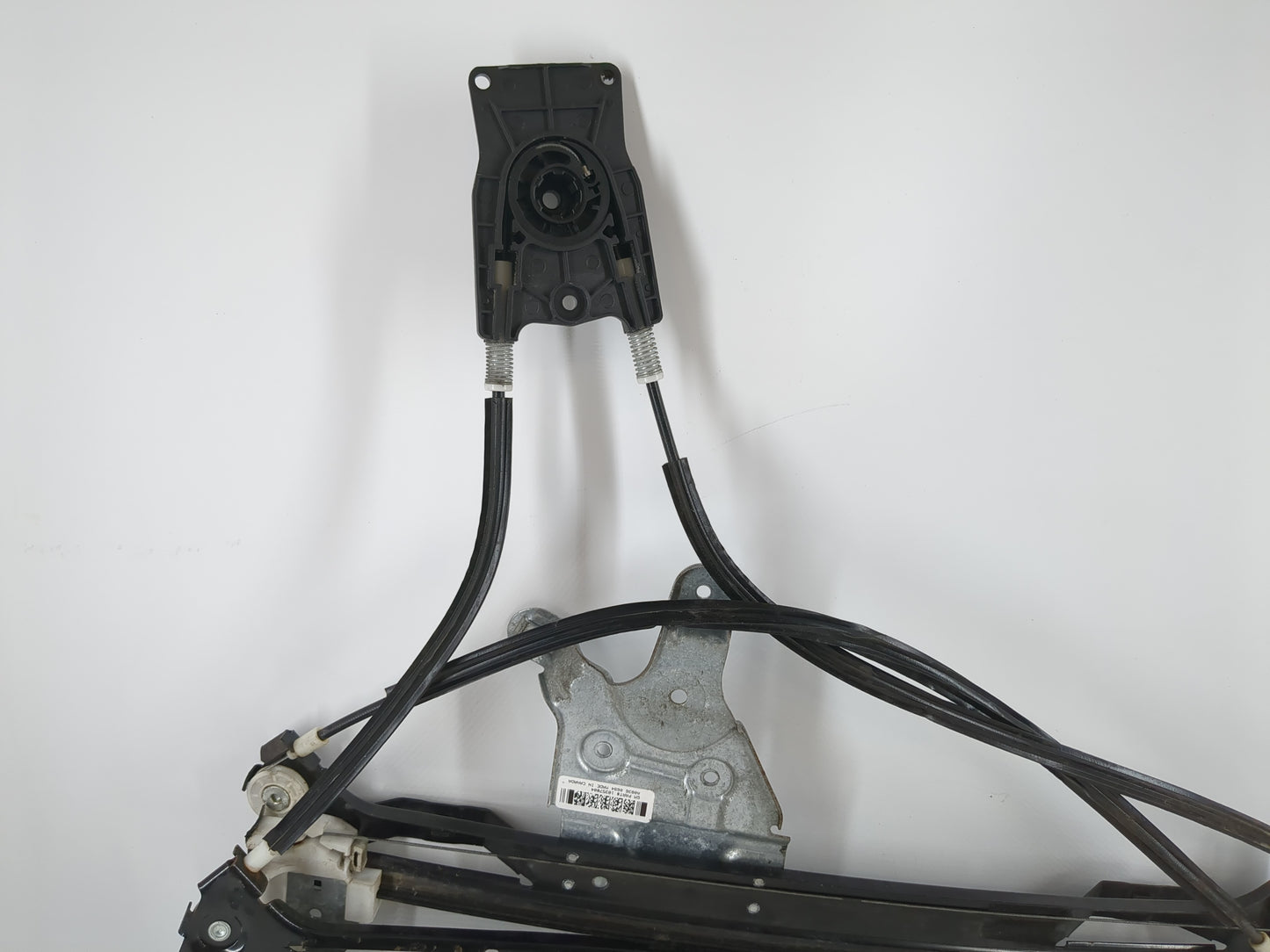 Chevrolet Trail Blazer Driver Left Front Window Regulator - Oemusedautoparts1.com