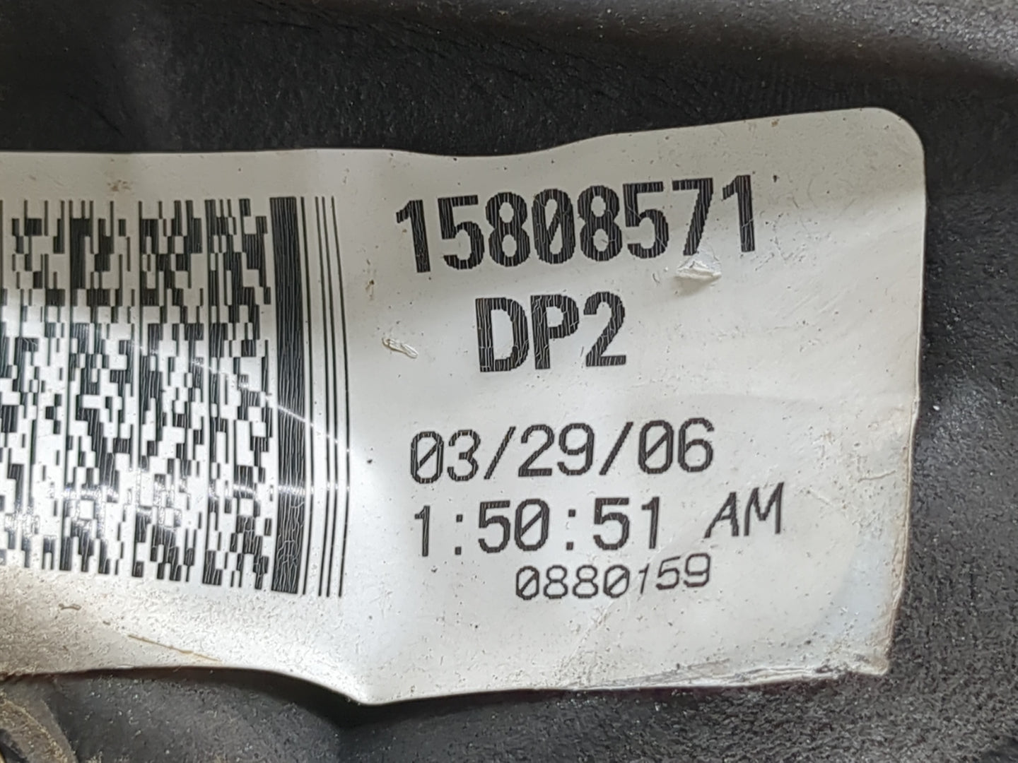 Chevrolet Trail Blazer Driver Left Side View Manual Door Mirror Black - Oemusedautoparts1.com