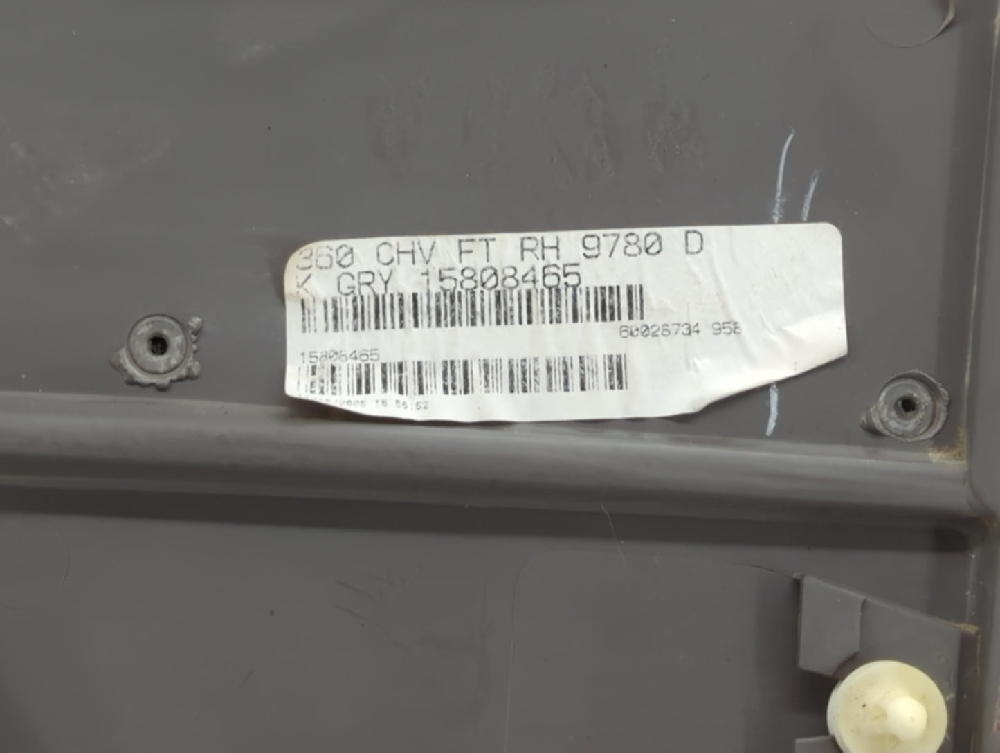 2006 Chevrolet Trlblz Front Right Passenger Interior Door Panel Trim Grey - Oemusedautoparts1.com