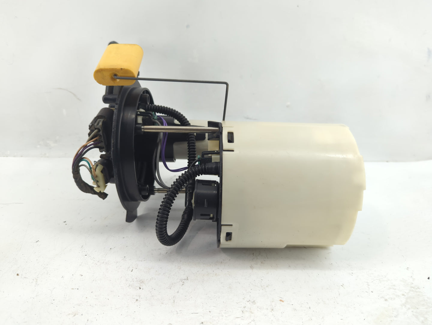 2005-2009 Chevrolet Uplander Electrical Gas Fuel Pump Assembly - Oemusedautoparts1.com