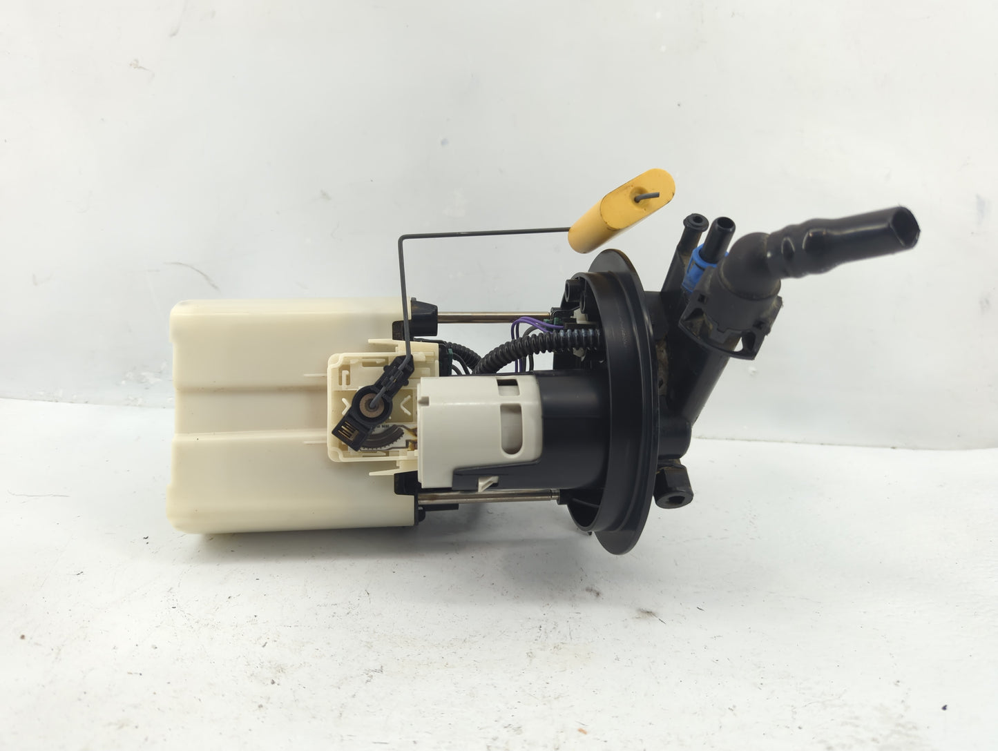 2005-2009 Chevrolet Uplander Electrical Gas Fuel Pump Assembly - Oemusedautoparts1.com