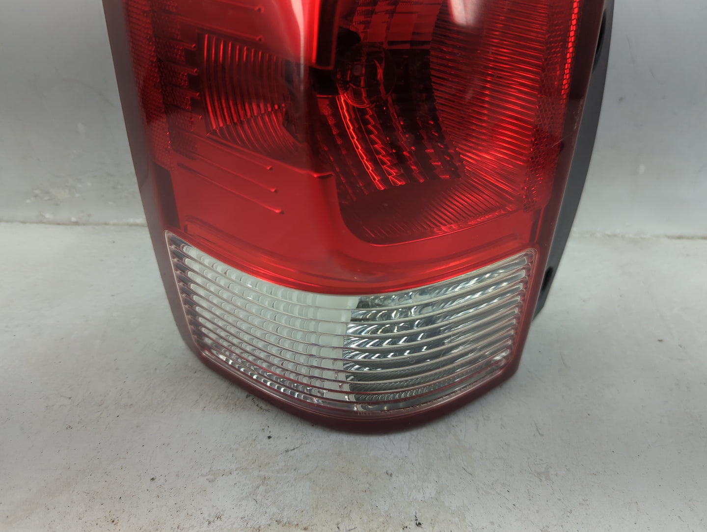 2005-2009 Chevrolet Uplander Tail Light Assembly Driver Left OEM Fits Fits 2005 2006 2007 2008 2009 OEM Used Auto Parts - Oe