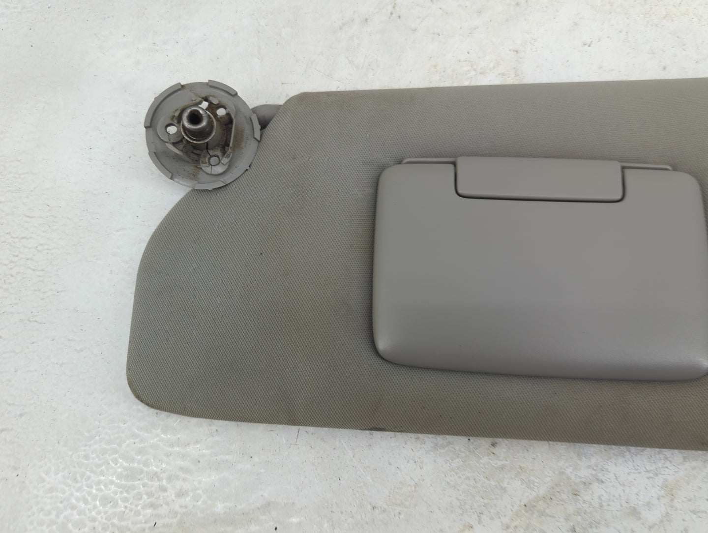 2005-2009 Chevrolet Uplander Sun Visor Shade Replacement Driver Left Mirror Fits Fits 2005 2006 2007 2008 2009 OEM Used Auto