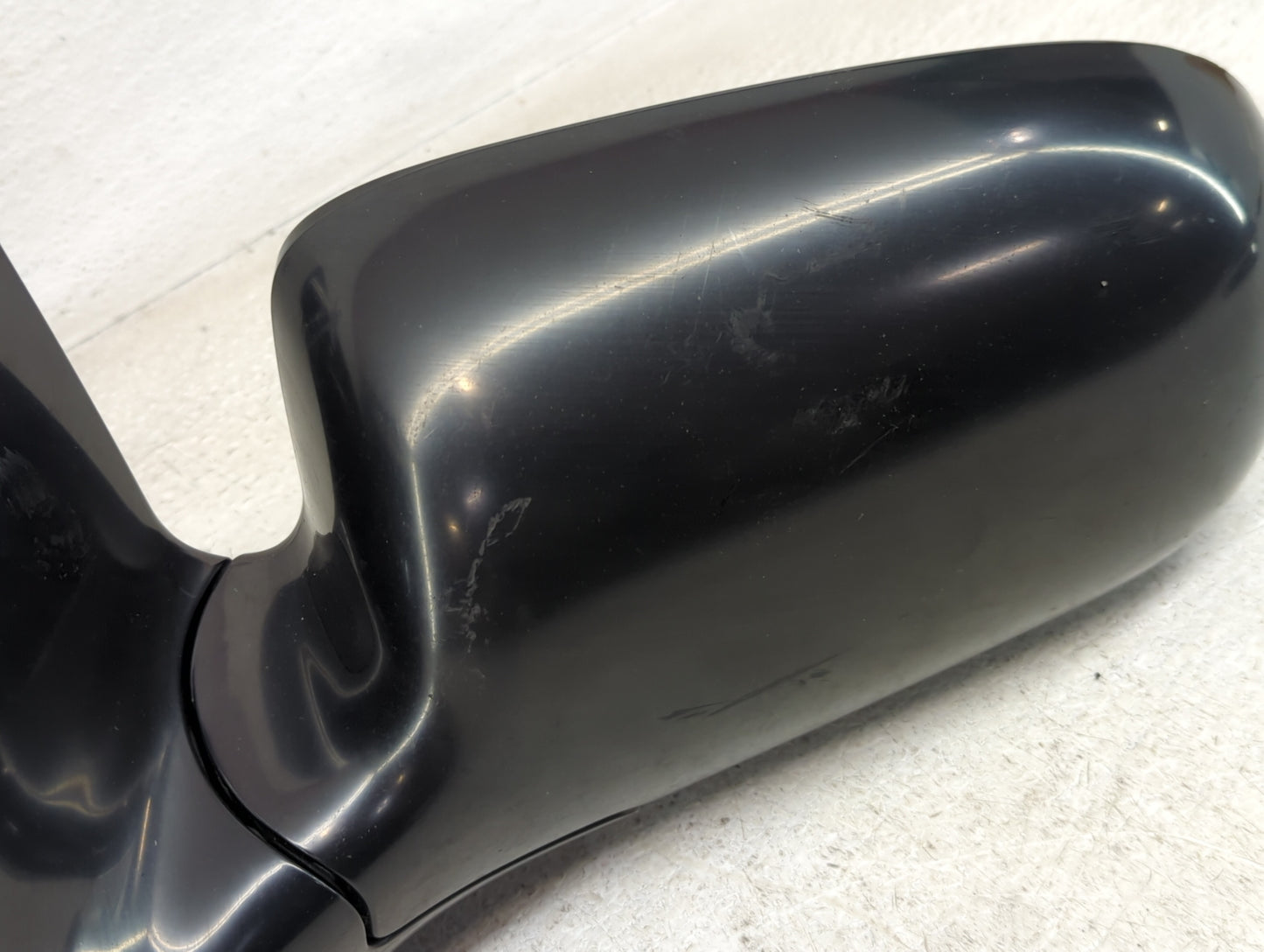 2005-2009 Chevrolet Uplander Driver Side View Mirror - Left Door Mirror OEM Used - Oemusedautoparts1.com