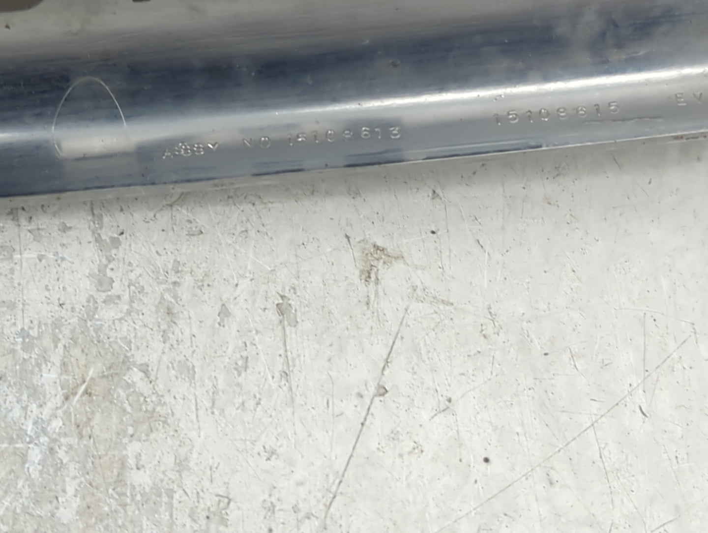 2005-2009 Chevrolet Uplander Front Grille Bumper Not Included Silver - Oemusedautoparts1.com