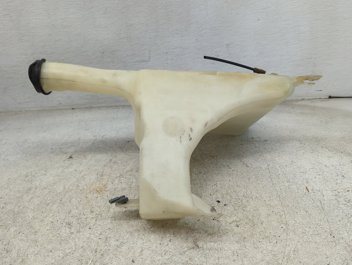 2006 Chevrolet Uplander Windshield Washer Fluid Reservoir Bottle Oem - Oemusedautoparts1.com