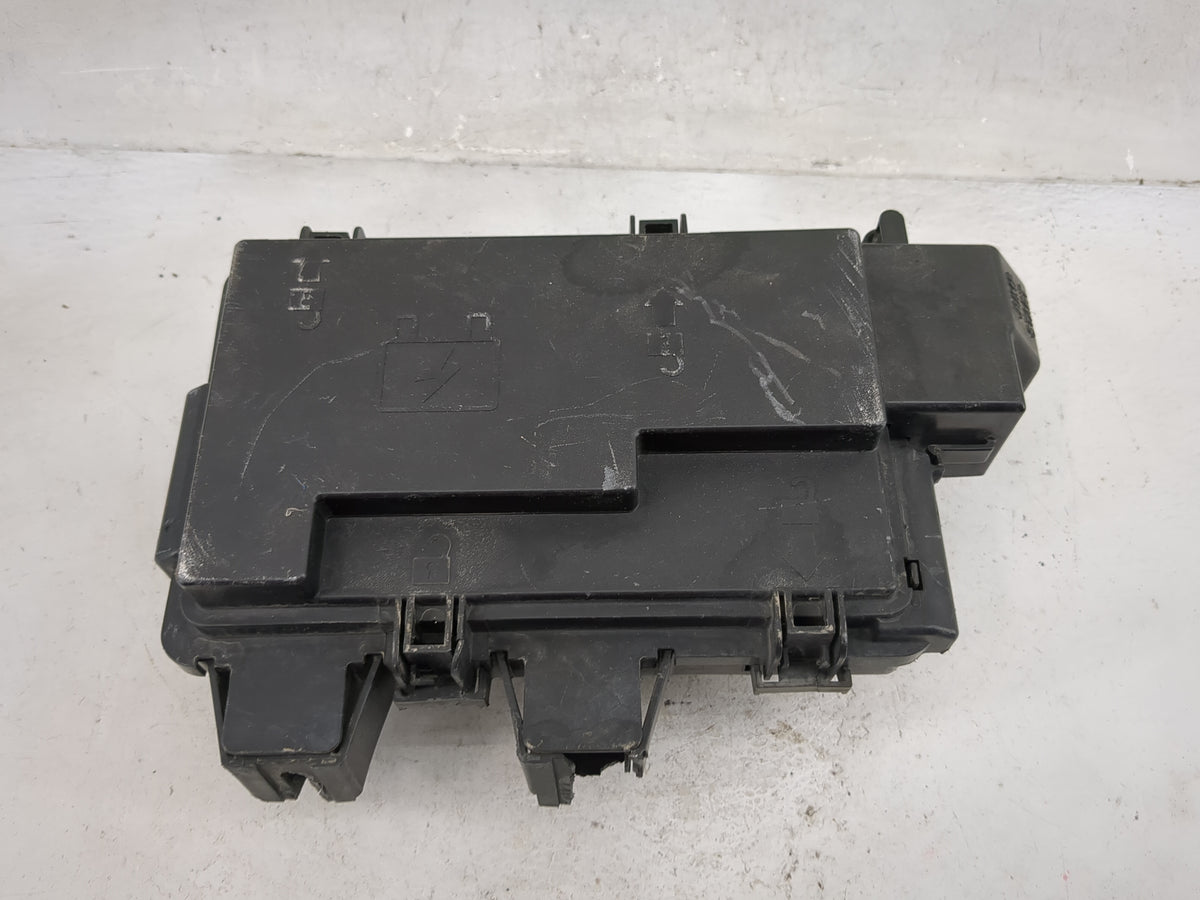 2006 Chevrolet Uplander Fusebox Fuse Box Panel Relay Module P/N:6351-1431 Fits OEM Used Auto Parts - Oemusedautoparts1.com
