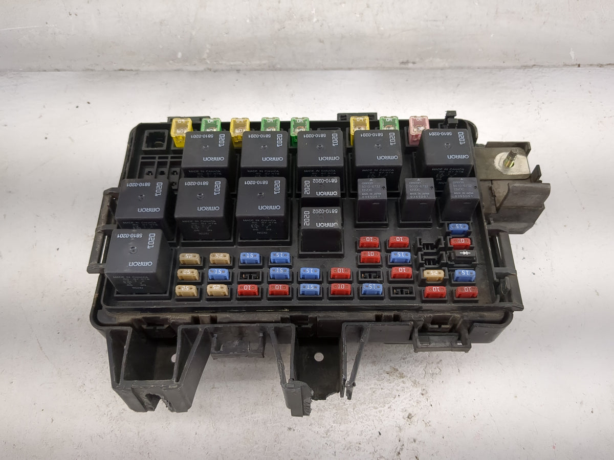 2006 Chevrolet Uplander Fusebox Fuse Box Panel Relay Module P/N:6351-1431 Fits OEM Used Auto Parts - Oemusedautoparts1.com