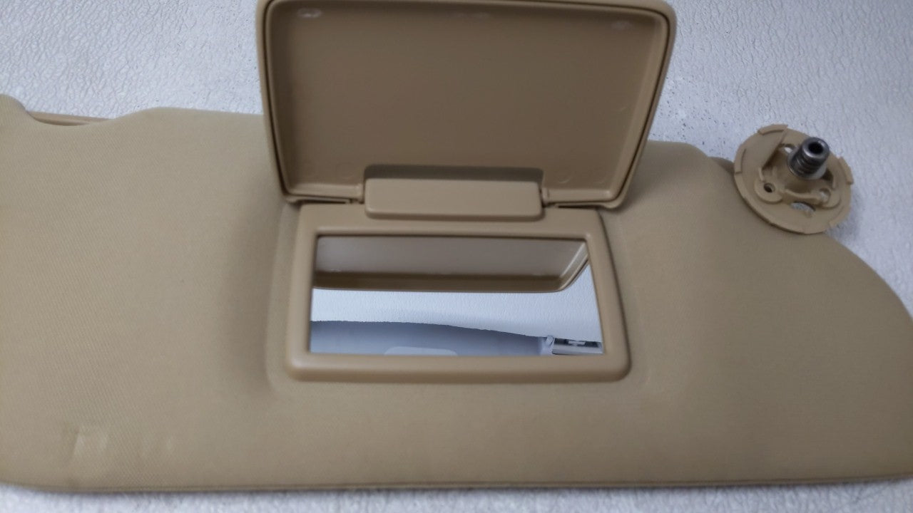 2006 Chevrolet Uplander Sun Visor Shade Replacement Passenger Right Mirror Fits Fits 2005 2007 2008 2009 OEM Used Auto Parts