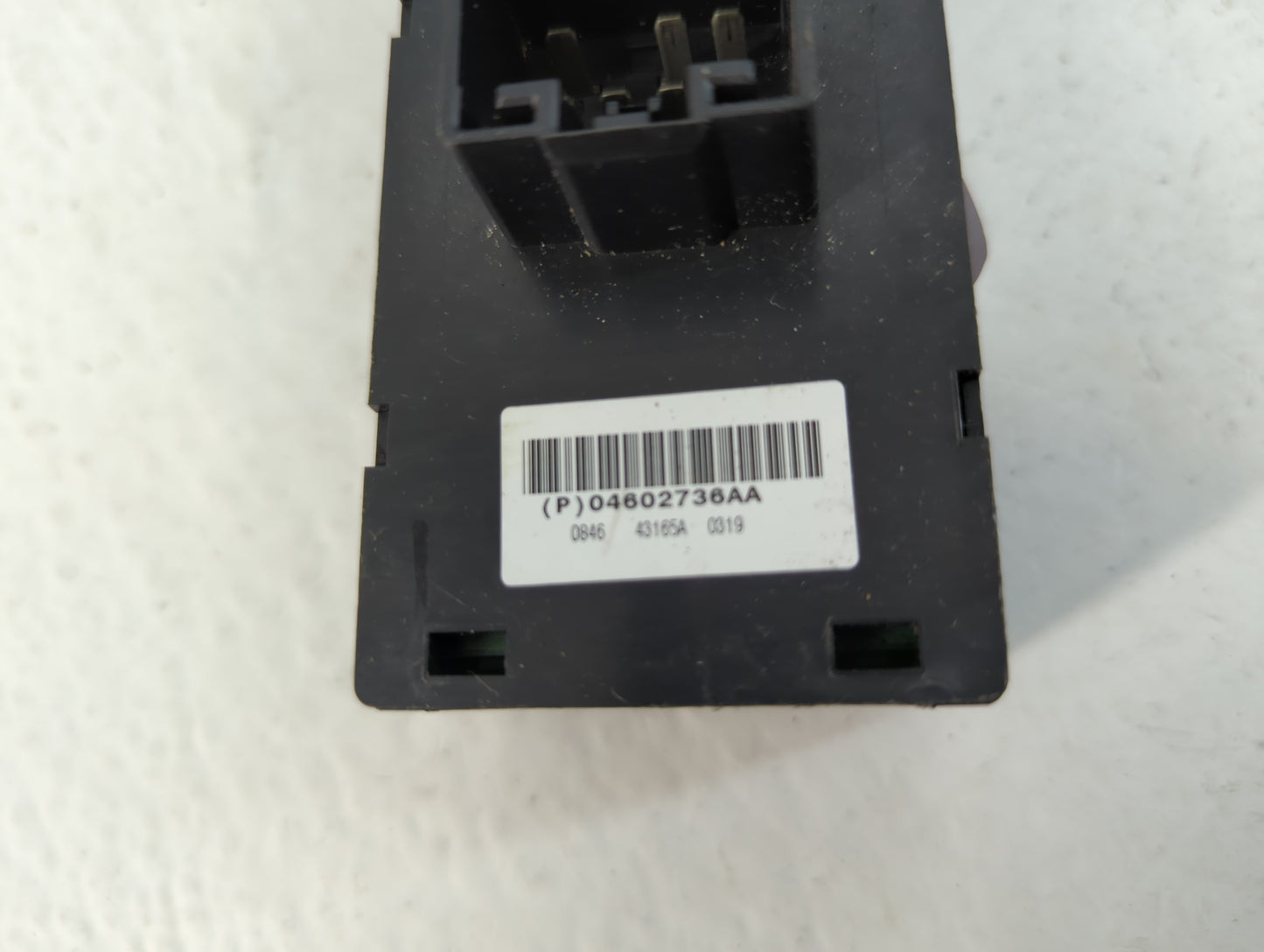 2005-2010 Chrysler 300 Master Power Window Switch Replacement Driver Side Left P/N:04602736AA Fits OEM Used Auto Parts - Oem