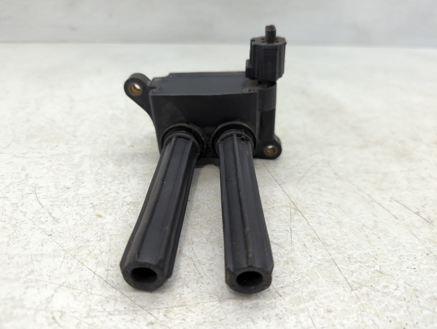 2005-2022 Chrysler 300 Ignition Coil Igniter Pack - Oemusedautoparts1.com
