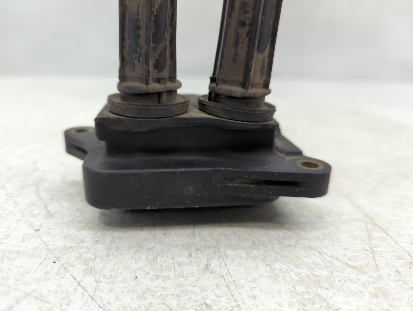 2005-2022 Chrysler 300 Ignition Coil Igniter Pack - Oemusedautoparts1.com
