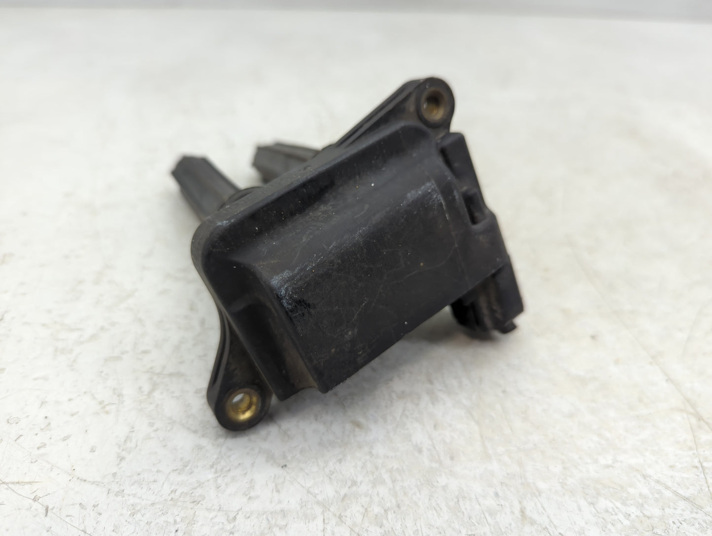 2005-2022 Chrysler 300 Ignition Coil Igniter Pack - Oemusedautoparts1.com