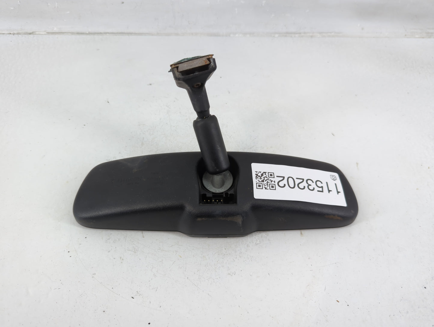 2005-2010 Chrysler 300 Interior Rear View Mirror Replacement OEM P/N:E11015892 Fits OEM Used Auto Parts - Oemusedautoparts1.