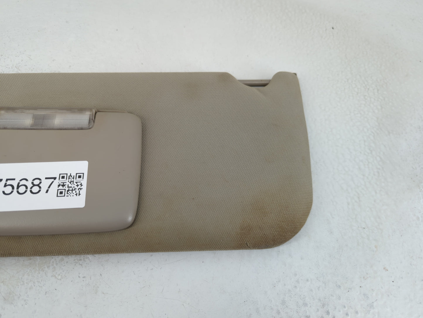 2005-2007 Chrysler 300 Sun Visor Shade Replacement Driver Left Mirror Fits Fits 2005 2006 2007 OEM Used Auto Parts - Oemused