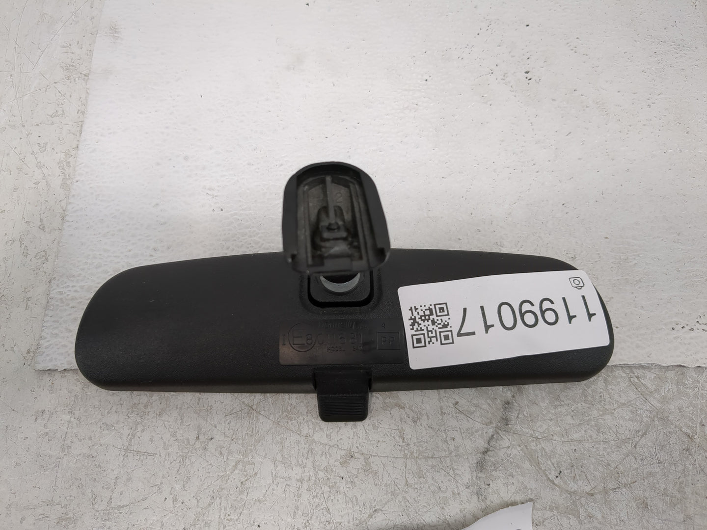 2005-2010 Chrysler 300 Interior Rear View Mirror Replacement OEM Fits OEM Used Auto Parts - Oemusedautoparts1.com